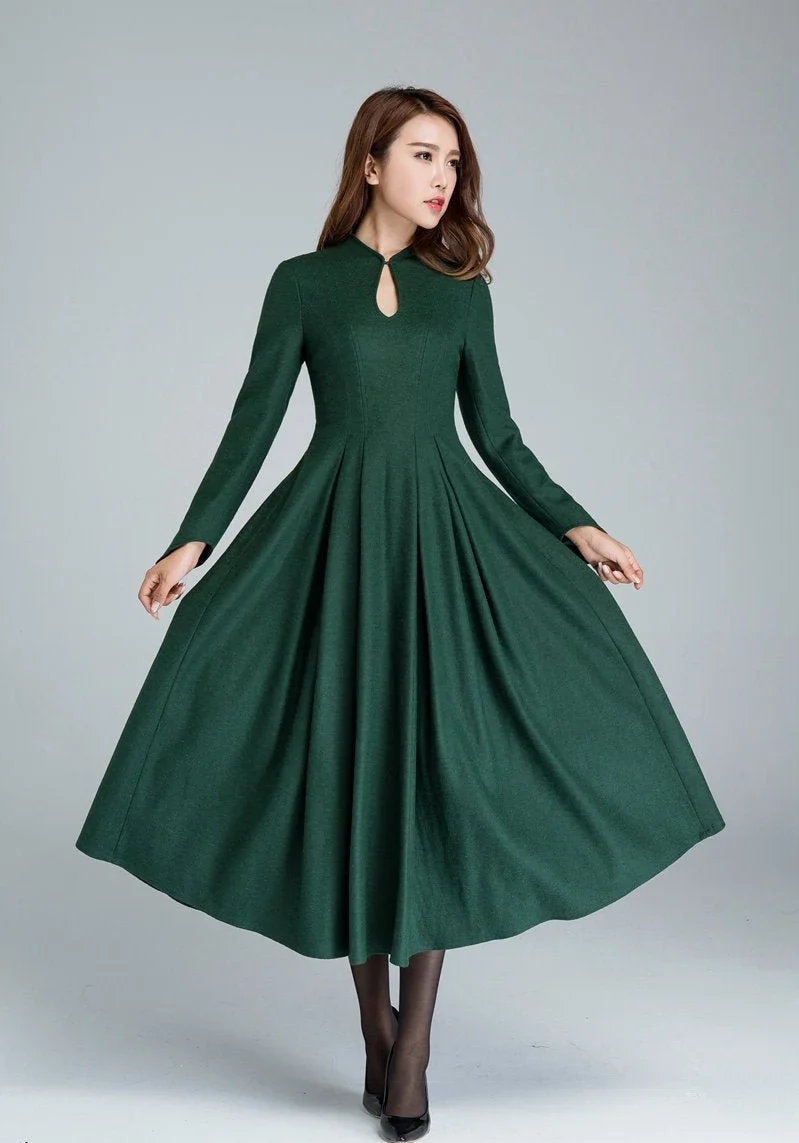 Vintage-Inspired Green A-Line Dress