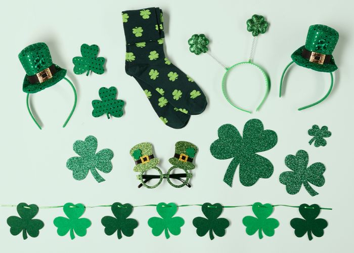 Accessories To Make Your Sexy Outfit More Gorgeous On St Patrick's Day