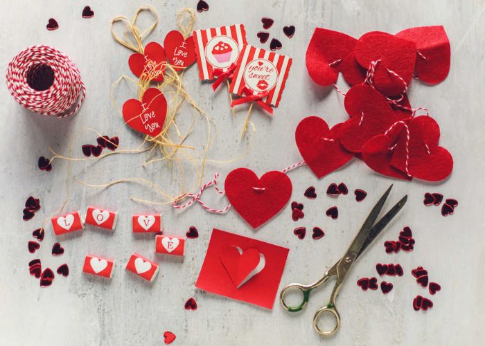 40+ Unique Valentine Decorations To Create Memorable Day