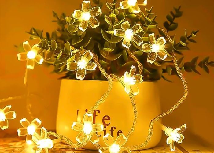 Luminous Fairy Light Blossoms As Unique Valentine Tree Decor Ideas