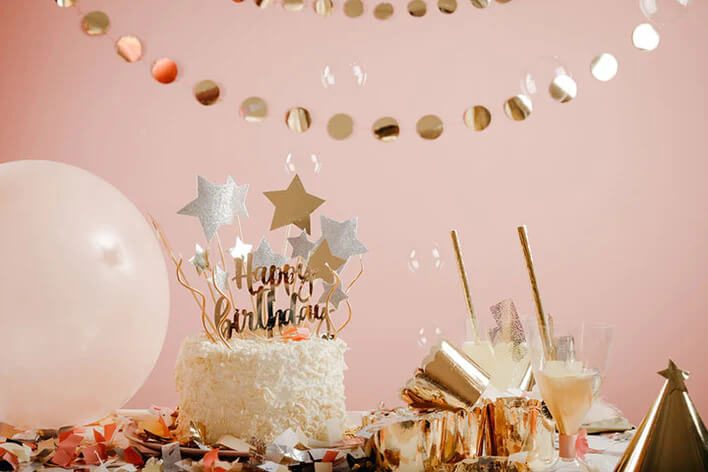 25+ Creative Ideas for Spectacular 18th Birthday Decorations