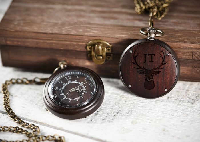 Personalized Pocket Watch As Best Gift Ideas For Grandpa