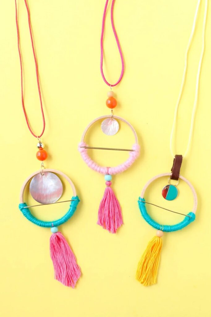 Scandinavian Mobile Necklaces are the best gift ideas for a crafty mom