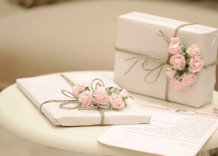 How Much Should You Spend On A Last Minute Wedding Gift?