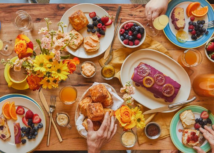 How Do You Set Up A Mother's Day Brunch?