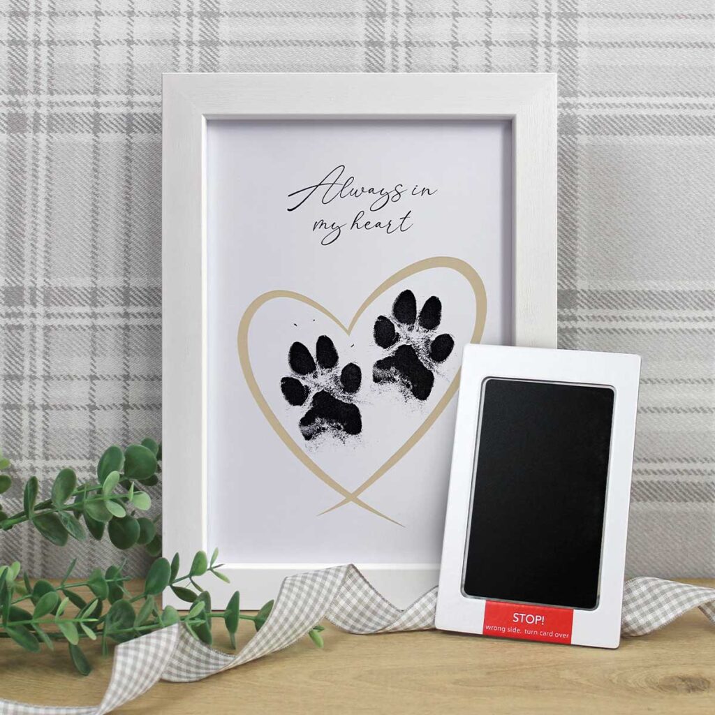 Paw Print Wall Art - Sweet DIY Memorial Gifts