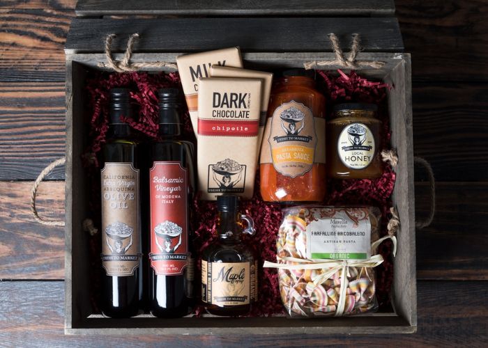 Gourmet Gift Basket As Father's Day Gifts For Daddy