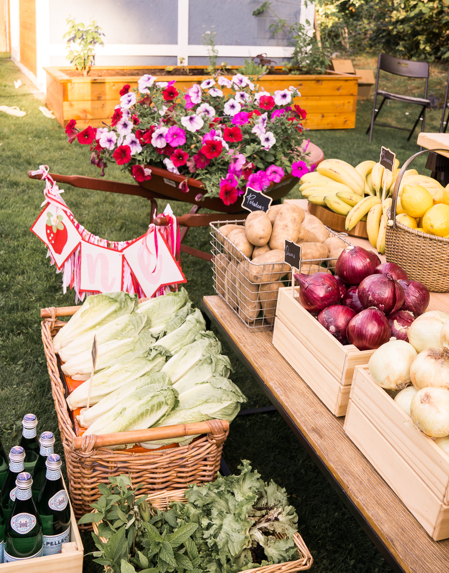 Farmer's market-inspired food display